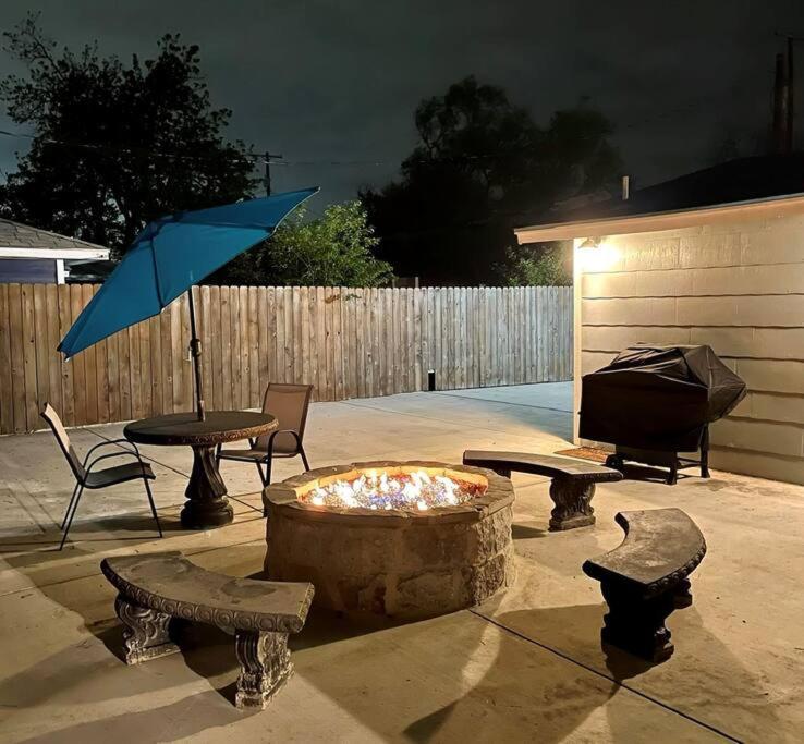 Cozy Haus Relaxing 'Home Base' Wifi Location Close To Town And Rivers, Schlitterbahn, Gruene New Braunfels Dış mekan fotoğraf